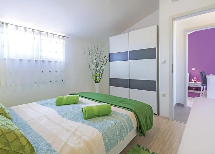 Vakantiehuis Cozy In With Wifi Pula